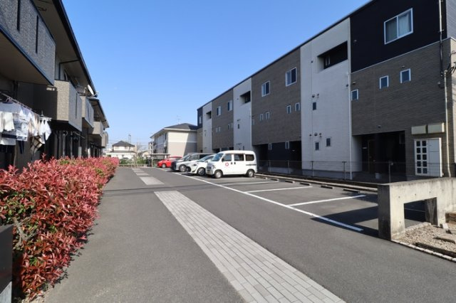 ハイカムール花尻　A棟の駐車場