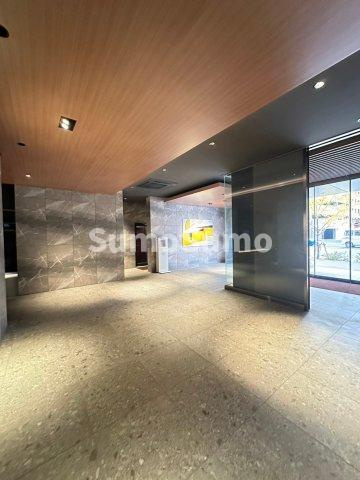 エンクレスト博多駅南FITのエントランス