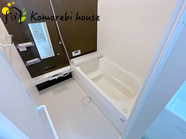 鴻巣市宮前　9期　新築一戸建て　リガーレ　01の浴室|きれいなお風呂です