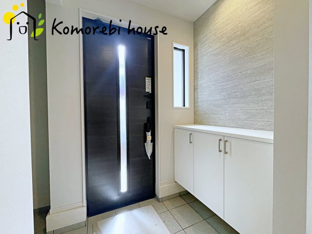 鴻巣市宮前　9期　新築一戸建て　リガーレ　01の玄関|玄関です