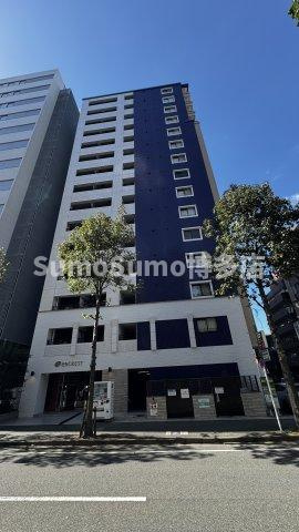 エンクレスト博多駅前Ⅲの外観|外観は落ち着いています