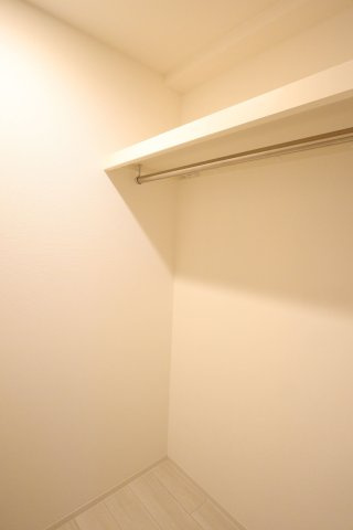 スプランディッド新大阪VIIの収納