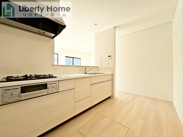 常陸大宮市姥賀町第3　新築戸建　7号棟のキッチン|(7号棟)同仕様・同形状写真