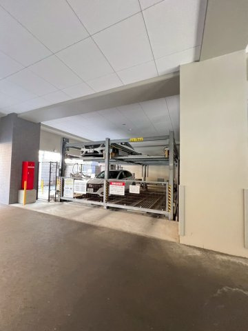 エンクレストGRAN博多駅前の駐車場