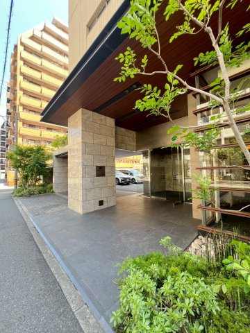 エンクレストGRAN博多駅前のエントランス