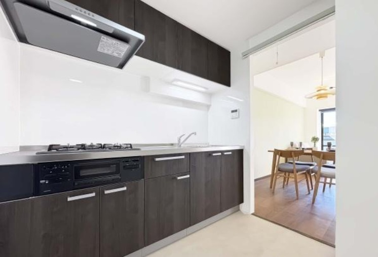 三郷ガーデンハウスのキッチン|お料理しやすいキッチンです