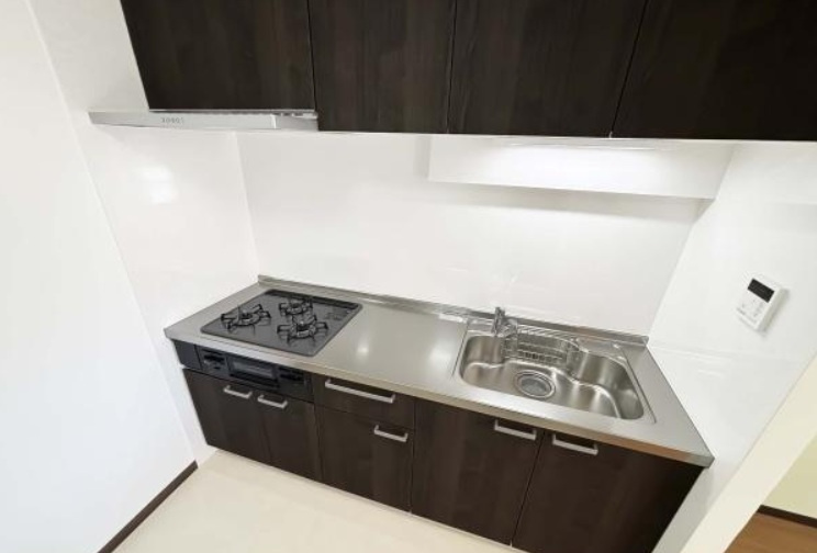 三郷ガーデンハウスのキッチン|お料理しやすいキッチンです