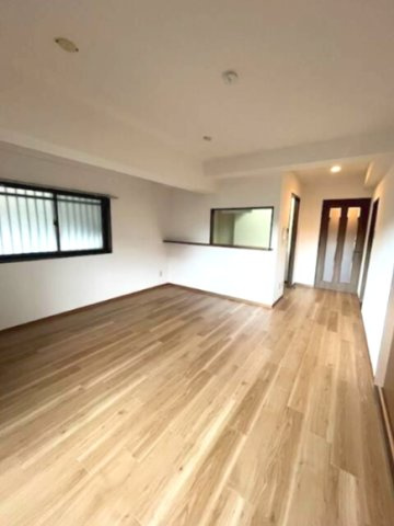 シティハイツ西横浜の居間・リビング