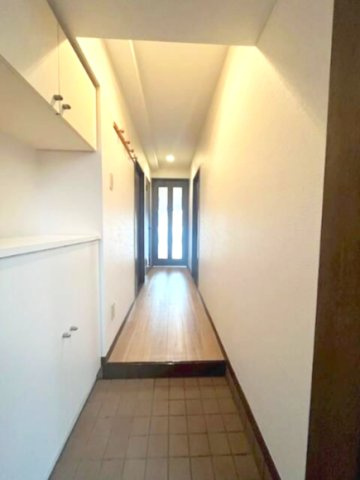 シティハイツ西横浜の玄関