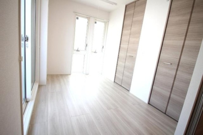 【洋室】 | S＆T Grace Square（ｴｽ＆ﾃｨ ｸﾞﾚｰｽ ｽｸｴｱ）