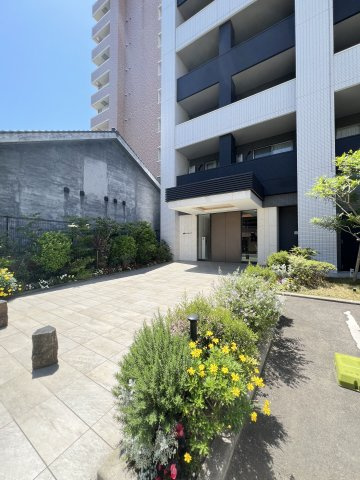 エンクレスト呉服町のエントランス
