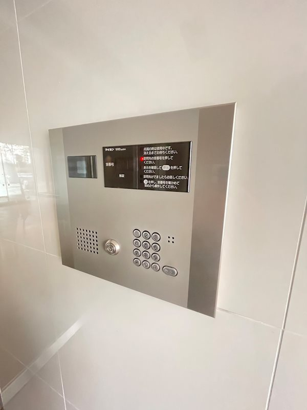 エンクレスト天神AVANTの外観
