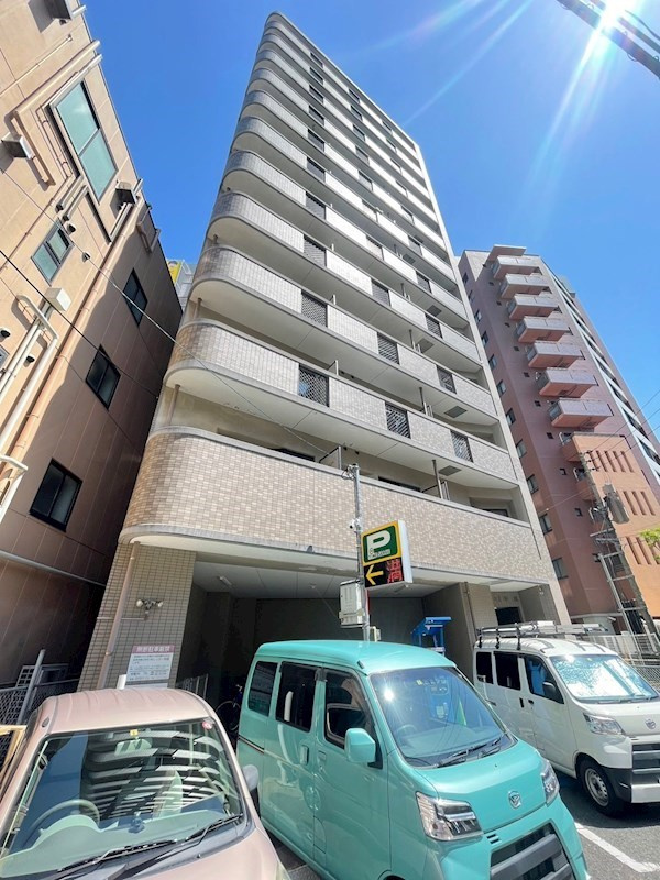 エンクレスト平尾の外観