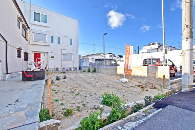 SPITI立花町3丁目新築一戸建て│4LKD+駐車1台可の外観|JR神戸線「立花」駅徒歩8分の立地、限定1邸の新築戸建が販売開始致しました。今ならカラーセレクトが可能です！皆様からのご連絡心よりお待ちしております。