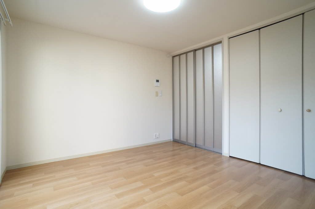 フレグランス東桜山の洋室