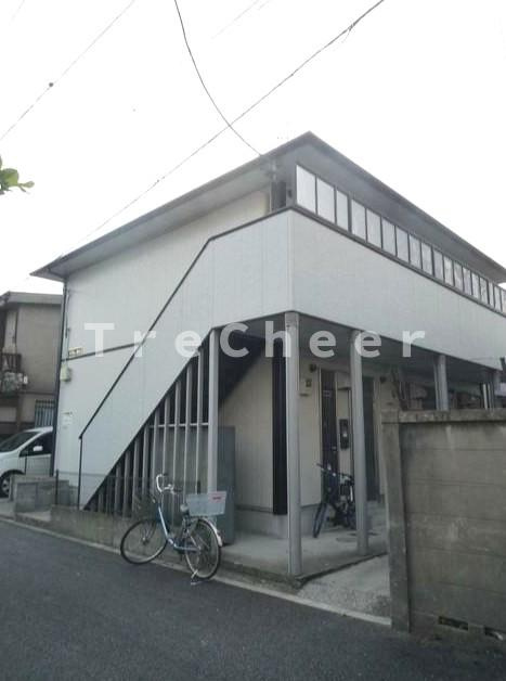 フローラ白山の外観