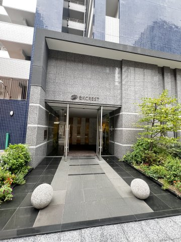 エンクレスト天神Ⅲのエントランス