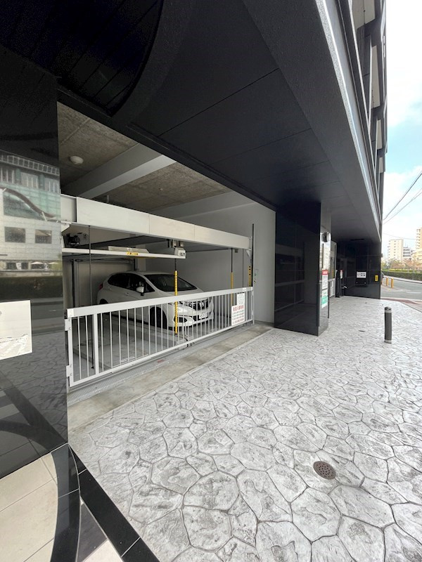 エンクレスト福岡の外観