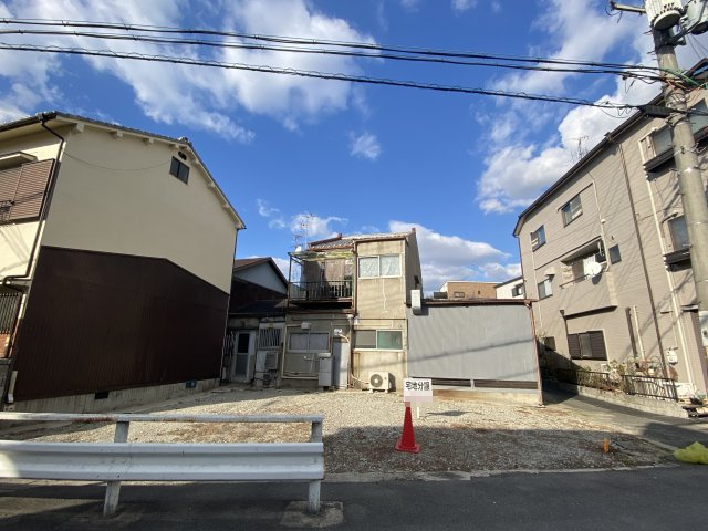 守口市南寺方北通1丁目の前面道路含む現地写真