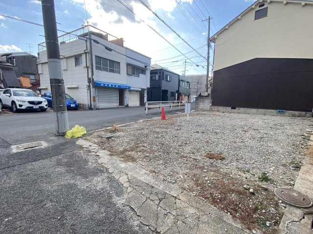 守口市南寺方北通1丁目の前面道路含む現地写真