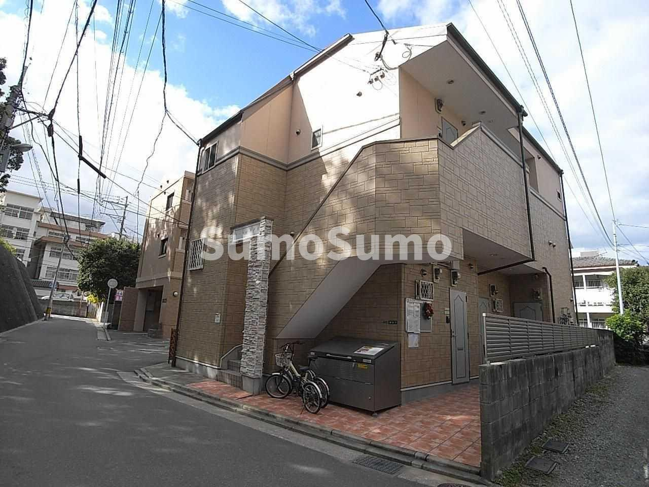 オーベクス平尾の外観
