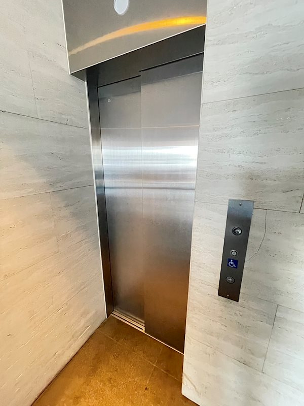 エンクレスト舞鶴Ⅱの外観