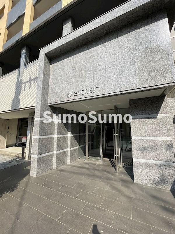 エンクレスト渡辺通南のエントランス
