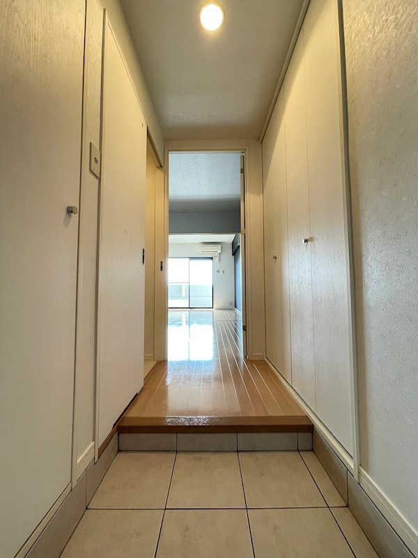 エンクレスト御供所の玄関