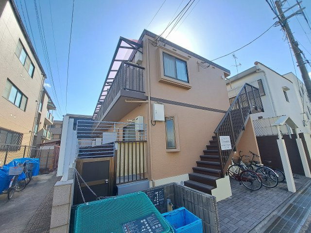 アウレリア甲子園の外観