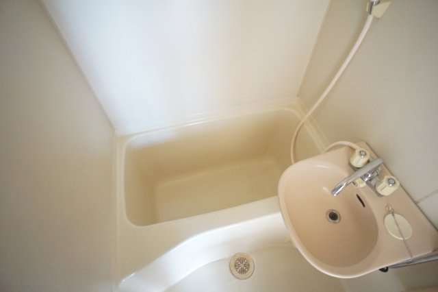 オーヤビル新館の浴室