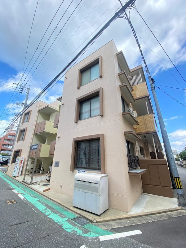 キャピタル城西の外観
