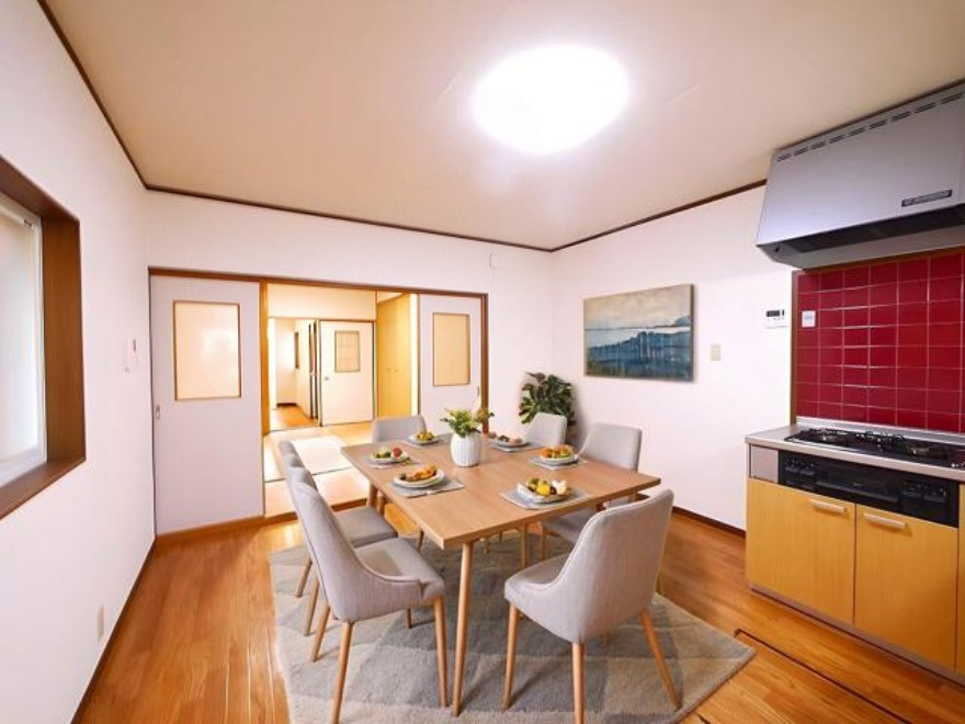 壱分町戸建の居間・リビング|CGで家具等を配置したもので家具等は含まれません