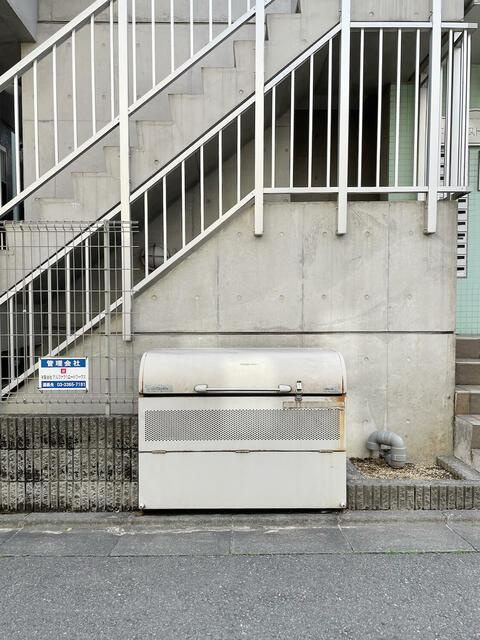 キーウエスト三軒茶屋のロビー