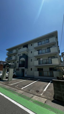 カルチェ南室見の外観