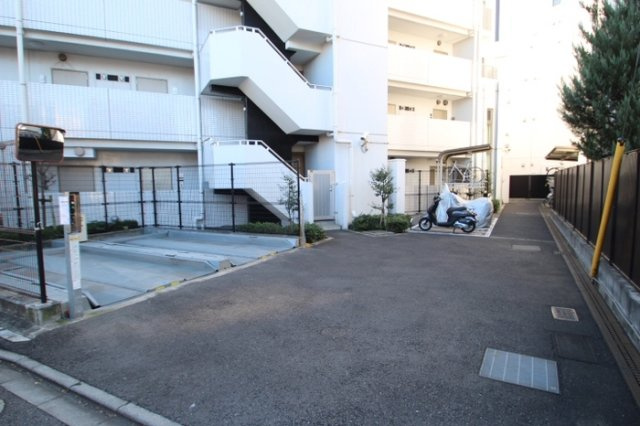 カスタリア用賀の周辺