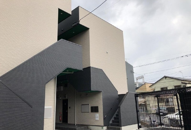 オランジュの丘の外観