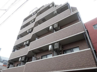 【外観】 | アイフェリーク中野 | 鉄筋コンクリート造のがっちりとした建物。