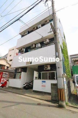 カビネダムール大手門 