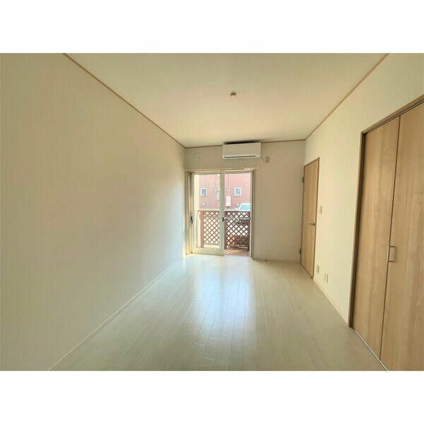 リフレインⅡの洋室