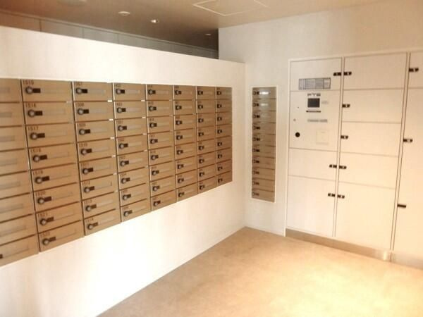 ＳＨＩＢＵＹＡ　ＣＡＳＴ．　ＡＰＡＲＴＭＥＮＴのロビー