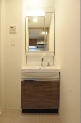 【洗面所】 | スワンズシティ新大阪ヴィーヴォ