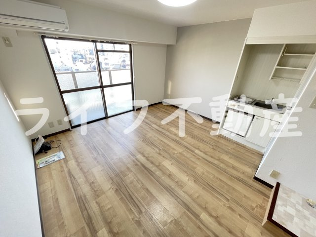 ライラック小阪の居間・リビング|おしゃれな居間です