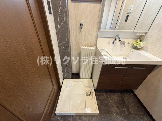 寿町　中古一戸建てのランドリースペース|ドラム式も設置可能
■物件内覧・資金計画相談・住宅ローン相談、リフォーム相談、お問合せ受付中■
※当日・翌日のご内覧、ご相談はお電話でのお問合せがスムーズです！