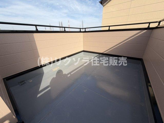 寿町　中古一戸建てのバルコニー|スカイバルコニー
■物件内覧・資金計画相談・住宅ローン相談、リフォーム相談、お問合せ受付中■
※当日・翌日のご内覧、ご相談はお電話でのお問合せがスムーズです！