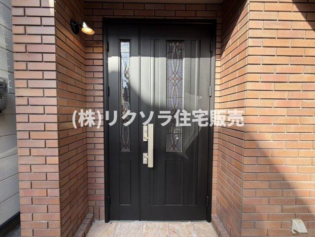 寿町　中古一戸建ての玄関|■物件内覧・資金計画相談・住宅ローン相談、リフォーム相談、お問合せ受付中■
※当日・翌日のご内覧、ご相談はお電話でのお問合せがスムーズです！