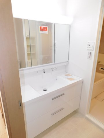 名古屋市南区豊田３丁目の中古マンションの独立洗面台|◇洗面台◇　　洗面台新品　リネン収納完備　（２０２５年１２月リフォーム済）