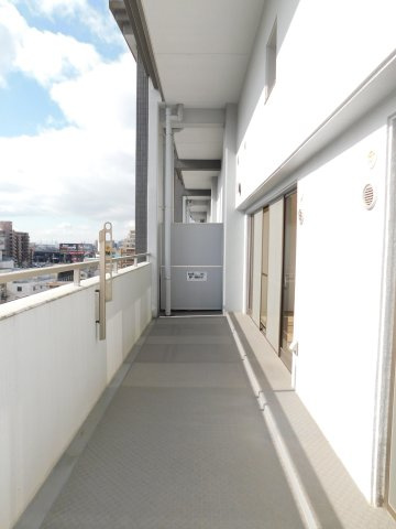 名古屋市南区豊田３丁目の中古マンションのバルコニー|◇バルコニー◇　　陽当り・眺望良好なワイドバルコニー♪