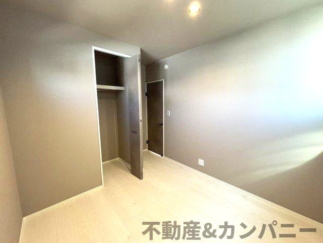 平井町新築戸建　松山市平井町の新築建売住宅の洋室|個人の部屋や寝室として使える洋室です