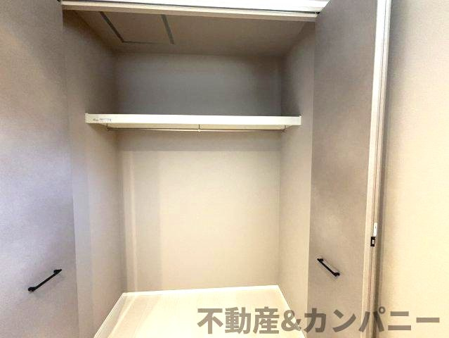 平井町新築戸建　松山市平井町の新築建売住宅の収納|こまごまとしたものを収納できそうですね