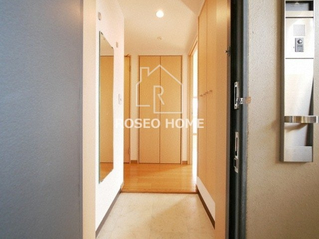 シェーンブルンの玄関|同マンション別部屋：参考写真